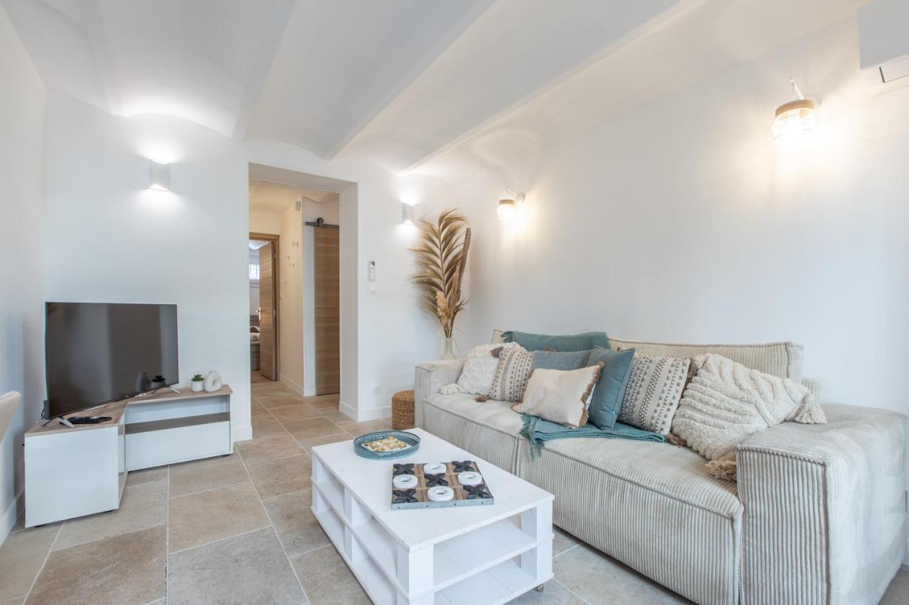Lb Vacation I A Quiet Place With Garden In The Heart Of Apartment Cannes
